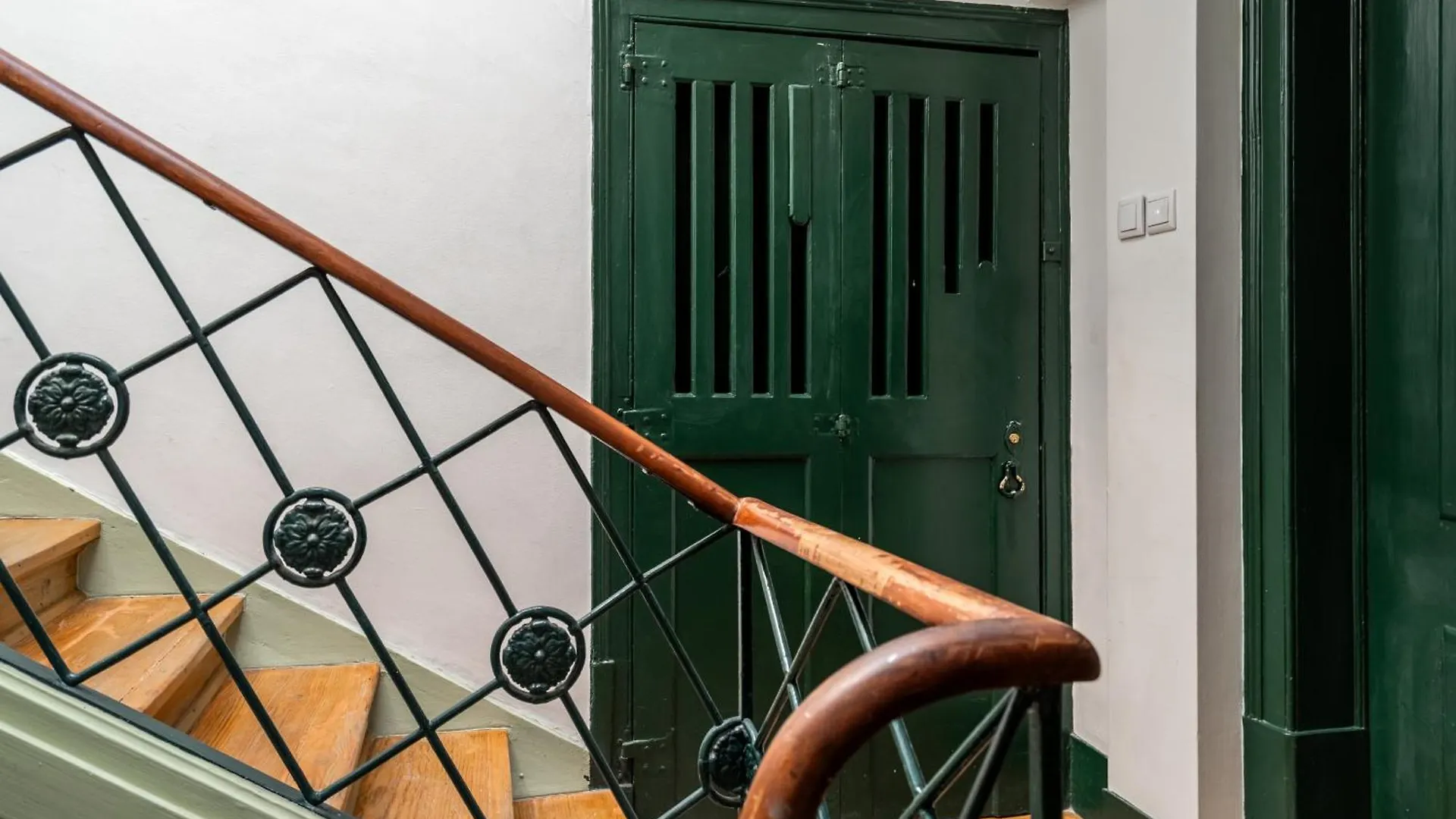 Lovely 2 Bedroom Apartment In The Heart Of Lisboa 0*,