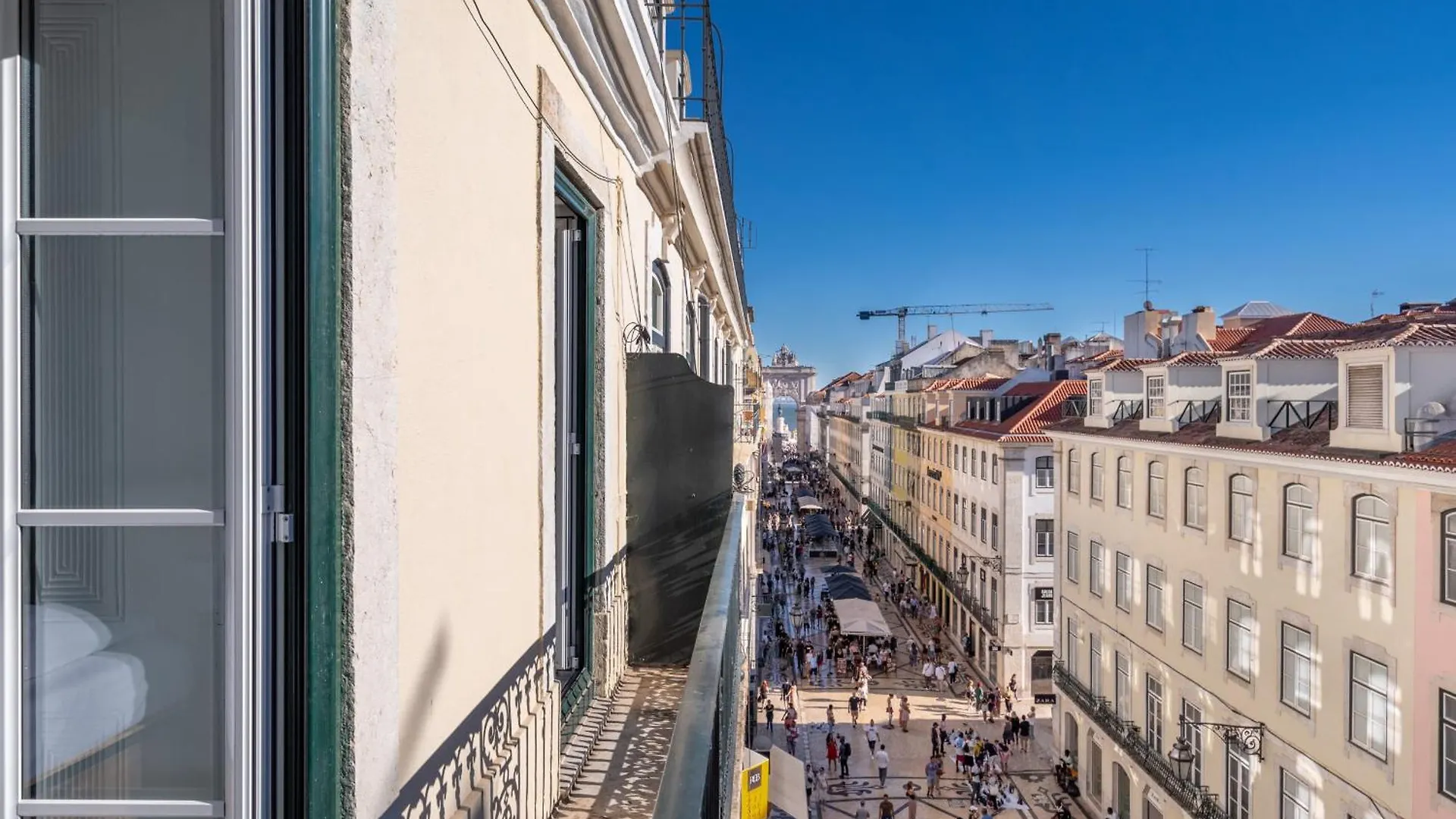 Lovely 2 Bedroom Apartment In The Heart Of Lisboa