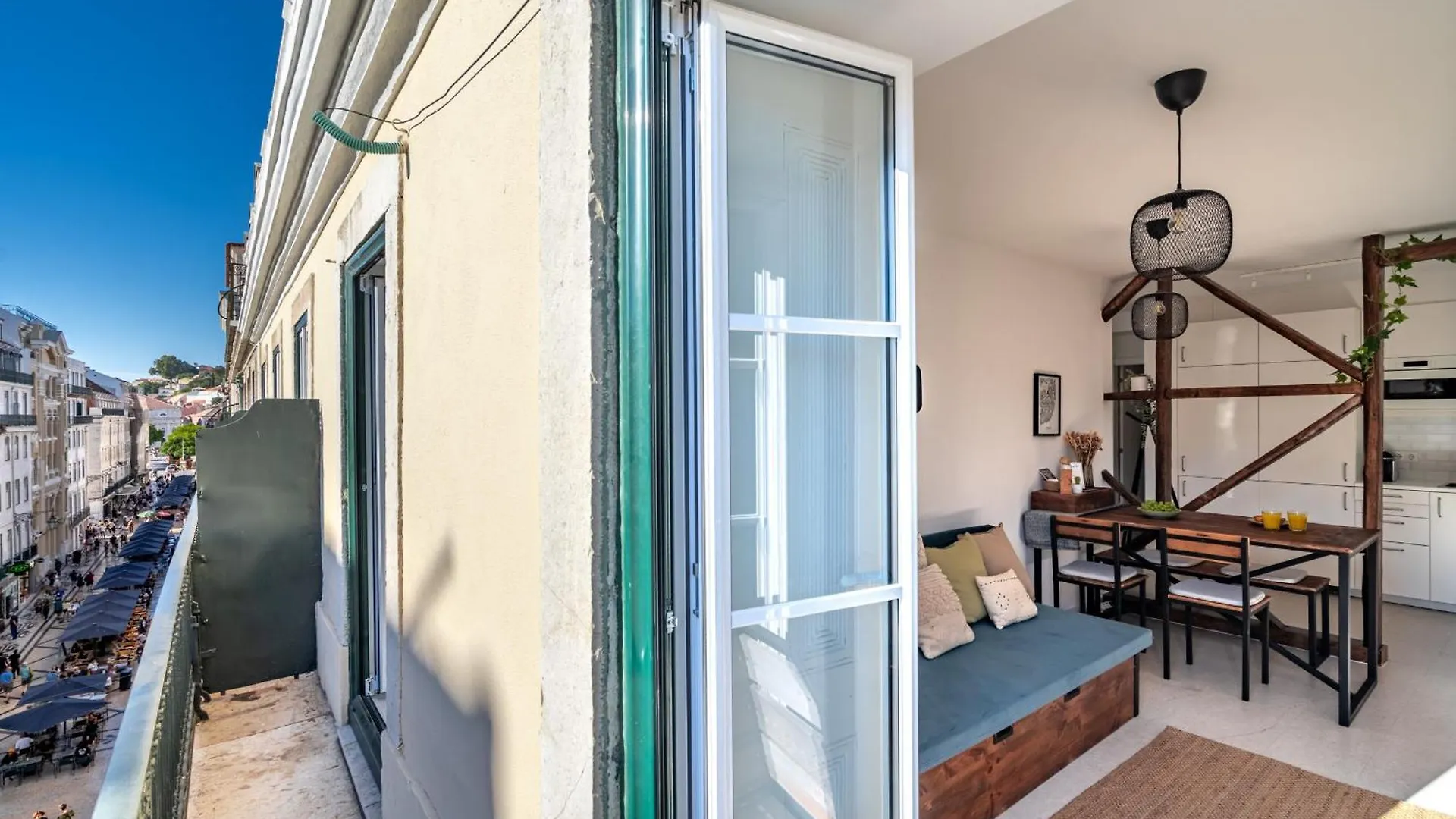 Lovely 2 Bedroom Apartment In The Heart Of Lisboa Portugália