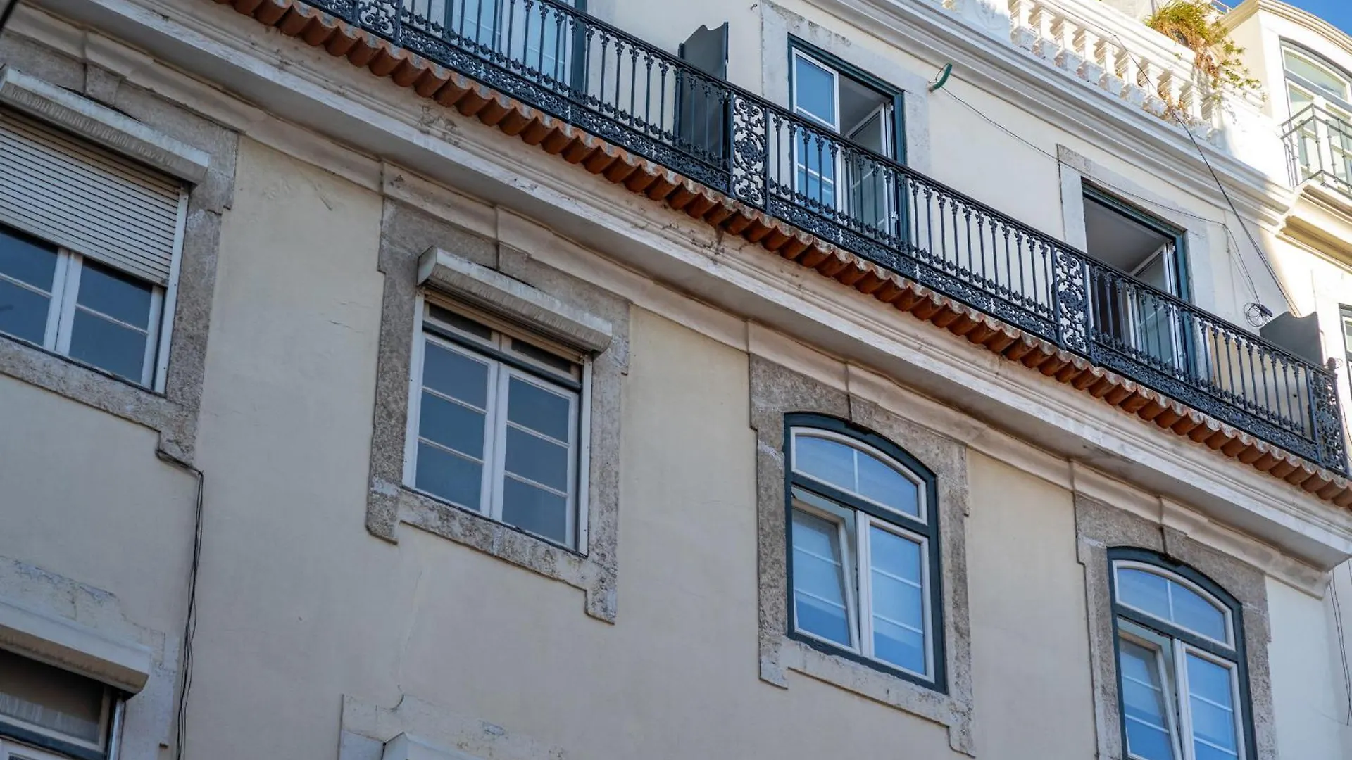 Lovely 2 Bedroom Apartment In The Heart Of Lisboa