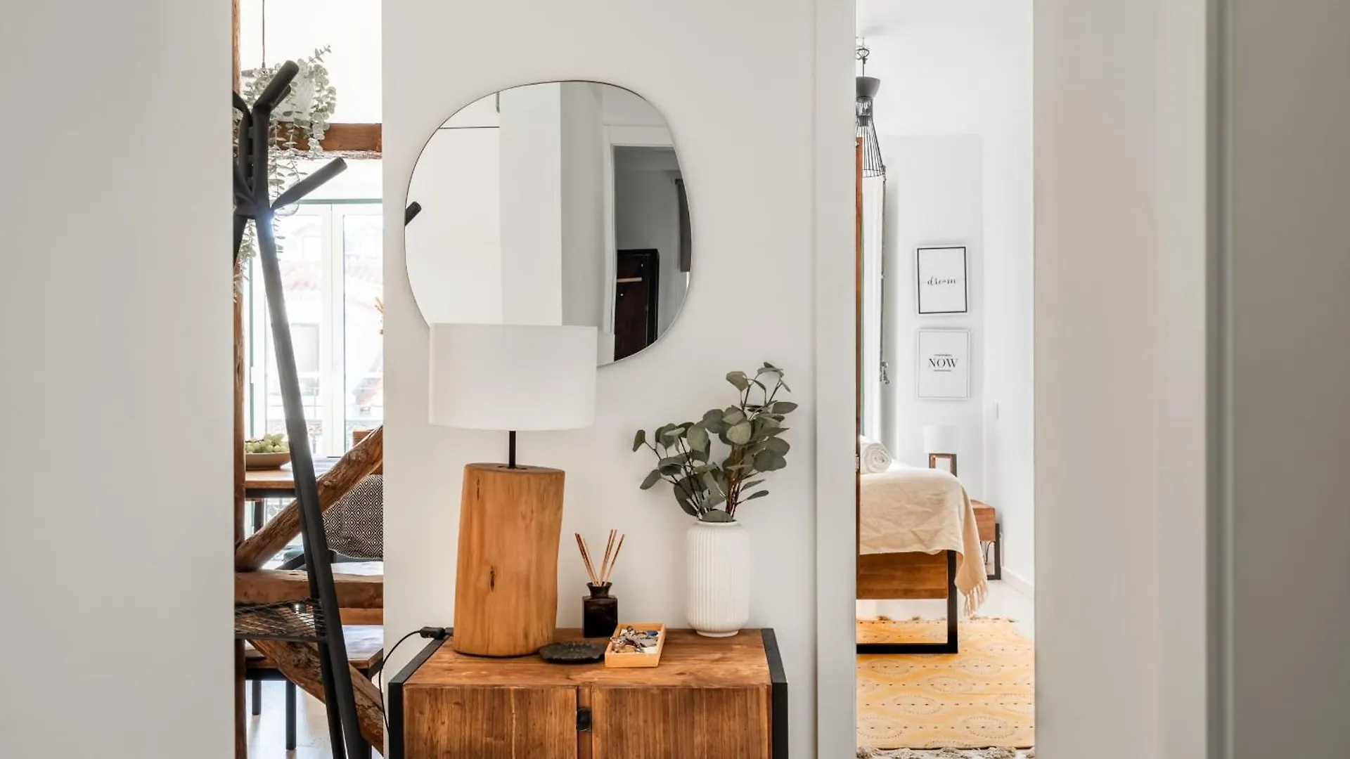 Lovely 2 Bedroom Apartment In The Heart Of Lisboa 0*,  Portugália
